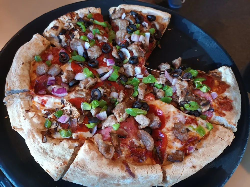 Roadhouse Specialty Pizza